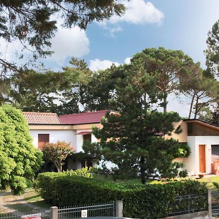 Villa Tre Pini Lignano Sabbiadoro Bagian luar foto