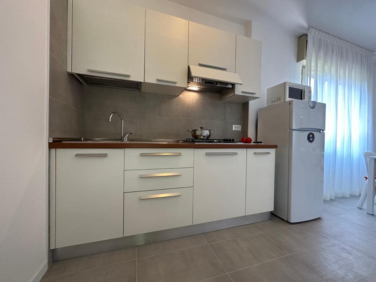 Villa Tre Pini Lignano Sabbiadoro Bagian luar foto