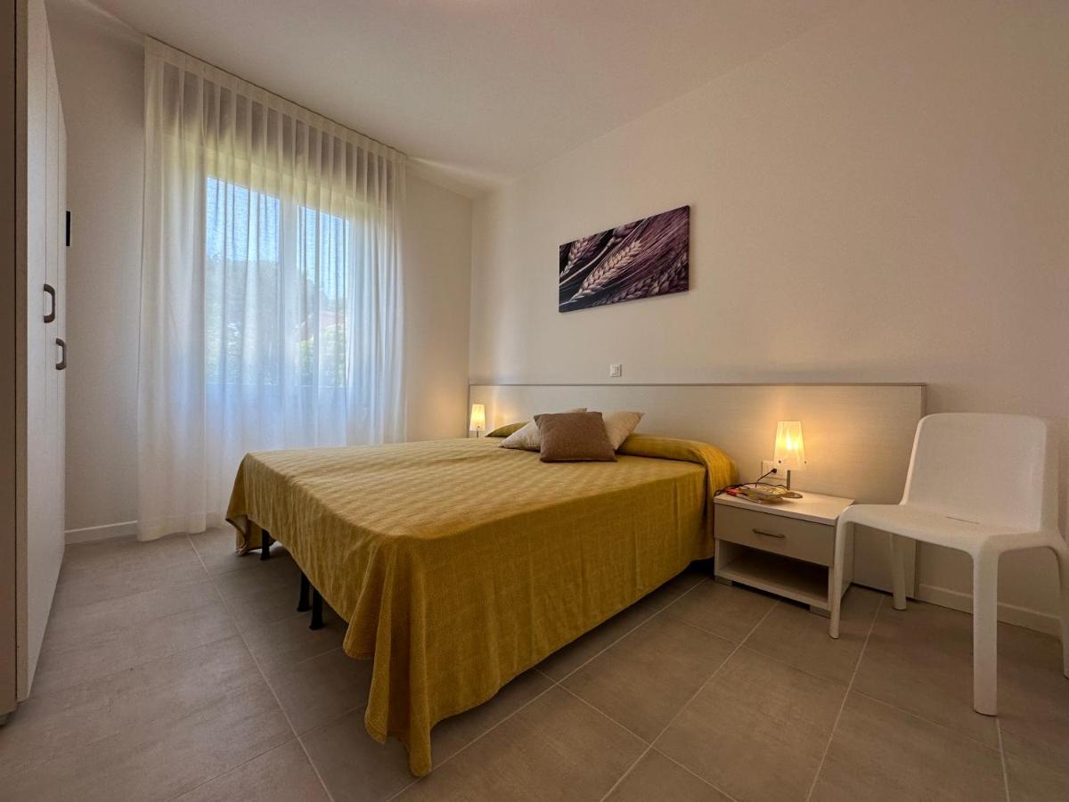 Villa Tre Pini Lignano Sabbiadoro Bagian luar foto